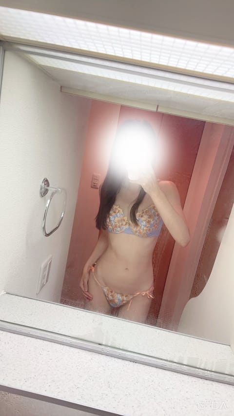 本日18時まで出勤🎶

12時20分ご予約のお兄様🫶

お喋り上手すぎて120分あっという間でした🌼
楽しすぎました😆
