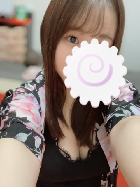 こんばんわ！

21時からお部屋います～！

素敵な8月のスタートダッシュ、切れるように一生懸命頑張ります❤️‍🔥

ラ