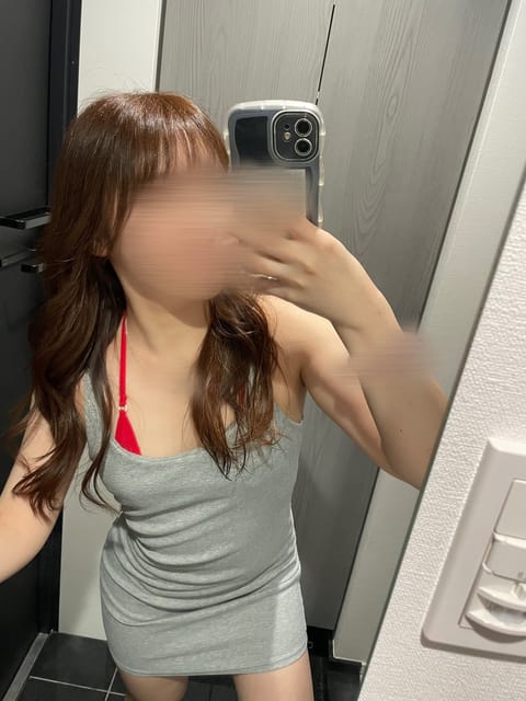 12時から出勤になります！
暖かいのでお気軽に立ち寄ってください🌟⋆꙳