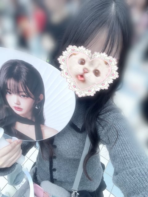 25:00まで出勤してます👼🏻🩷

昨日お休み頂いて推しのライブ行ってきたの🥺
みんな可愛くてめろめろでした´т ‧̫ 