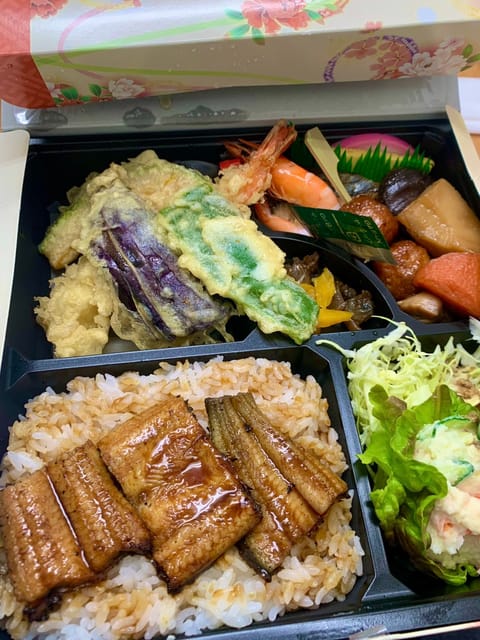 今日のお弁当🍱

すごく豪華な日だった〜✨
うれしい💕💕