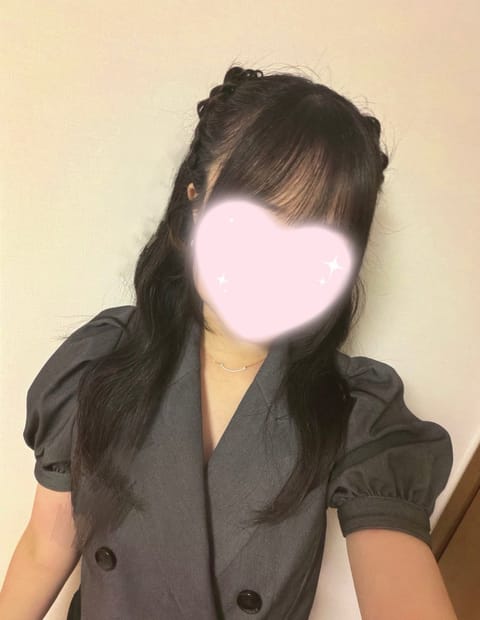 明日8/20所沢12時〜います！
毎日暑いけどお部屋涼しくして待ってるのでぜひ癒されに来てください✨️✨️
まってるね！