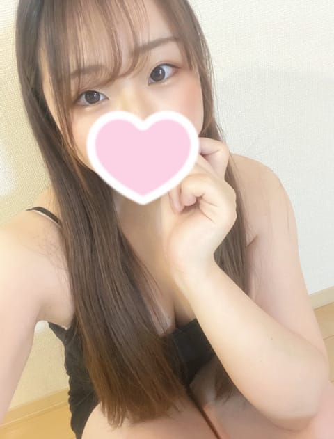 こんにちは〜
本日連勤ラストです❣️
受付から続けてご予約いただいて最短は17時30分頃〜となっております
たくさんのご