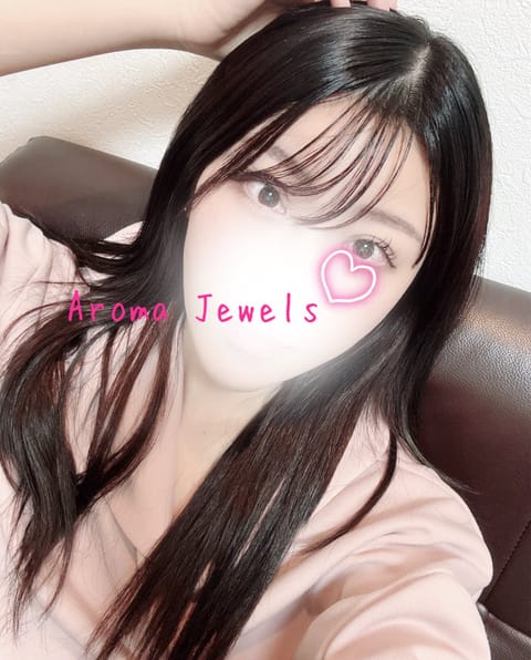 ヘアメイク適当の時のが
ウケ良くて複雑🫠🫠🫠