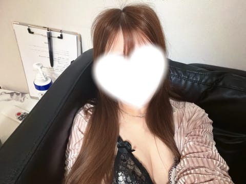 今日は12:00-18:00！

いつもより涼しくてうれしいᴛ ω ᴛ💕
まってま〜す♡