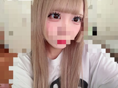 おはようございます☀️
15:00~22:00です！
色々あって(大怪我して)右手が使い物にならないんですけど、頑張りま