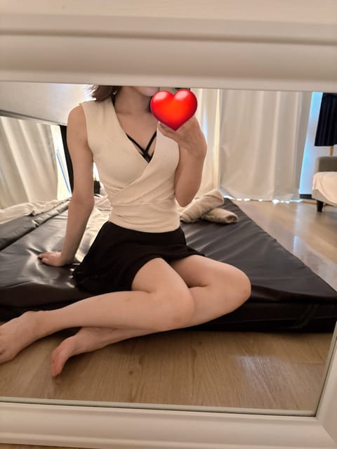 2ヶ月ぶりかもしれないです…🌱

23時まで出勤してます🐾🐾
お時間合う方いればぜひお待ちしてます🩵

雨が降りそうなの