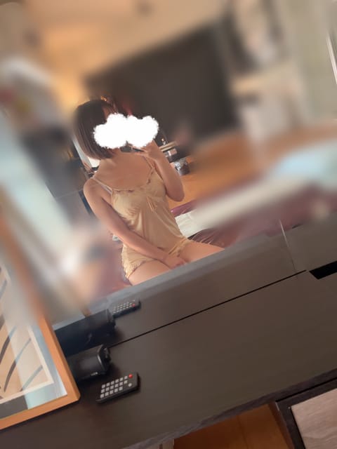 本日もありがとうございました♡
新しい部屋だったんだけど鏡張りみたいになってたし綺麗でよかった☺️
あと最近新規のお客様