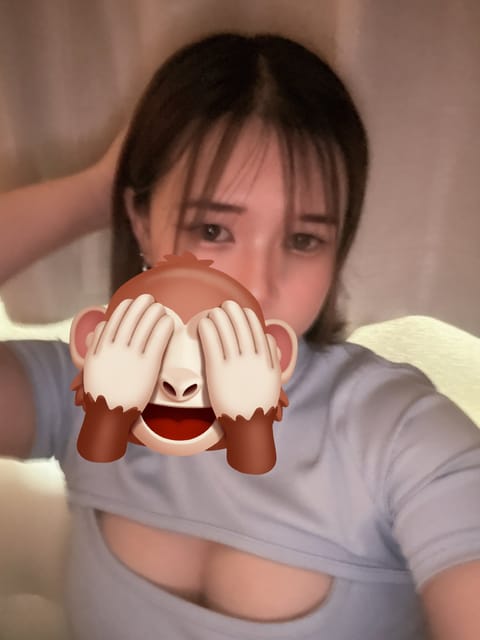お部屋にいます！

本日の出勤は15時-20時までです！

事前予約1件ありがとうございます！🥰
次のご案内は17時45