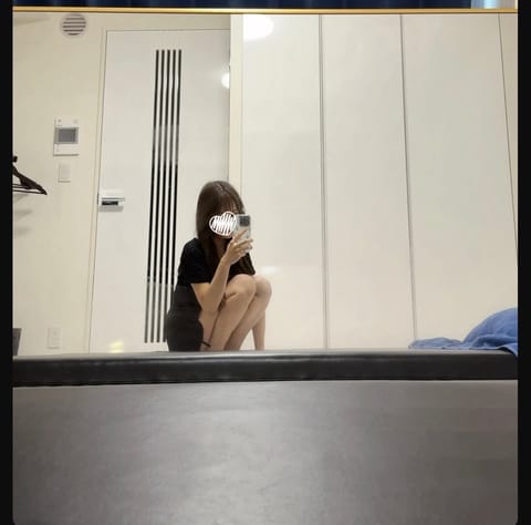 次の出勤は24日です✨
出勤2回目になるのでまだまだ緊張していると思いますが精一杯癒します🤍
ここに会いに来てくれた