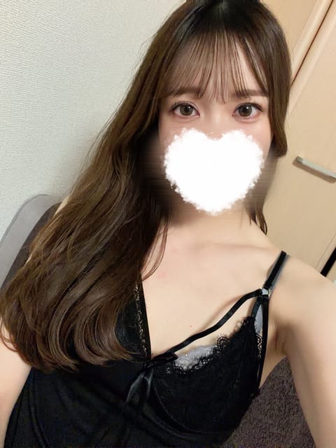 出勤したよぉ🩵
今日も予約ありがとうございますっ😌
13時30〜17時まで🈳です🫶
お天気悪くなって来ちゃったけど会いに