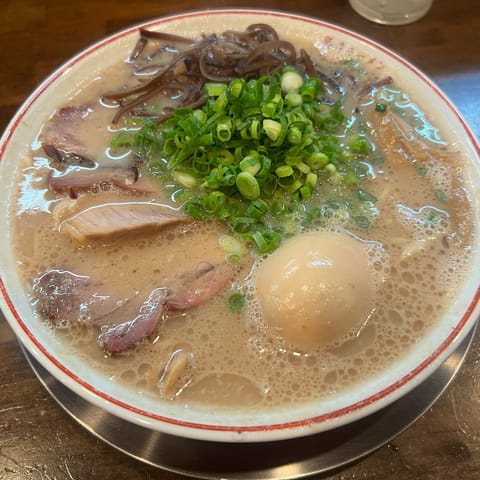 皆様、本日もありがとうございました😊
近くのラーメン屋さんで本指名様とバッタリ！😳✨
お腹いっぱいになりました💗
また出