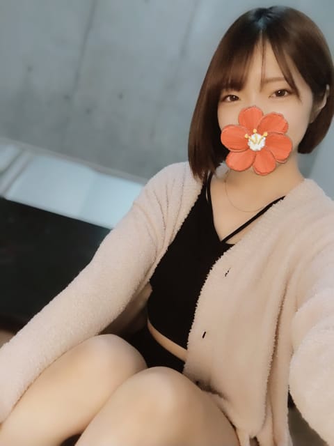 ご予約頂けましたら、
下記の日時で出勤します🌼*･
土曜日はレアです🍀
年末年始を元気に過ごす為に、
ゆっくりしにいらし
