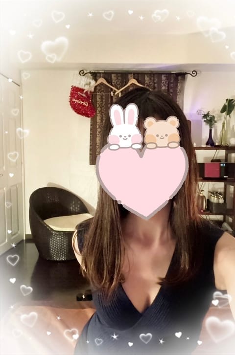 お仕事おつかれさまです🎄
いつもありがとうございます🫶

本日　　〜23時
14（土）10時〜16時
出勤です😌

今日