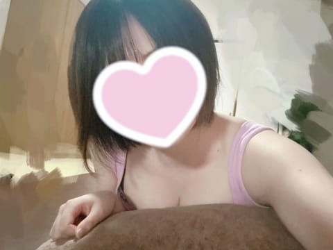 お部屋冷やしてお待ちしております😌ᩚぜび遊びに来てくださいな🩷ᩚ🩷ᩚ🩷ᩚ  https://twitter.com/ES