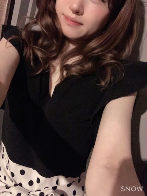 出勤しました✨
19:00までお店にいます(*´-`)