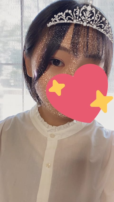 髪の毛切ってきた！20cmくらい､､､