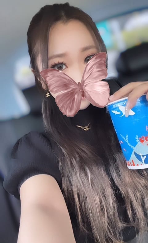 4/17(金)と4/18(土)の2日間11:00-5:00で出勤します🪄

今月はラストになるかもしれないので会いに来て