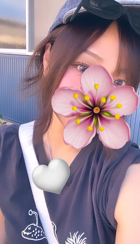 体調不良の為約1ヶ月お休み頂いてやっと本日13〜16時の出勤❣️☺️
仕事やっとできる(о´∀`о)🤍
マッサージ満足し