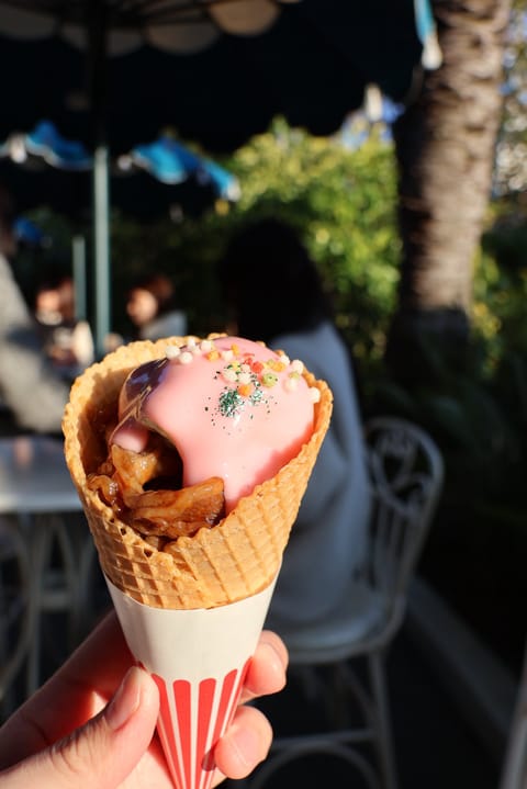 １粒500円のチョコ、ママちゃんがくれました、吉祥寺のお店だょ激ウマ

牛カルビコーン、マッシュポテト入ってて美味いよ、
