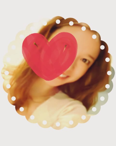 明日は13時〜21時まで恵比寿ルーム
（予定）でいます🌻✨
お問い合わせお待ちしてます😋🌸
ちょっと休憩気分で来て下さい