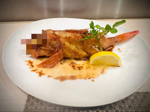 なんだかグロい気がして隠してみた

ここ最近お食事だけは贅沢三昧でしたが
そろそろ懐も躰もまたシメます…

秋冬の美味し