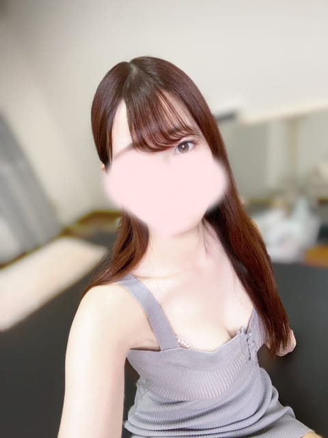 先日もありがとうございました☺️☺️
たけのこ派だから嬉しかった〜😽💕

福岡行ってたけど、帰ってきて来てくれたお兄さん