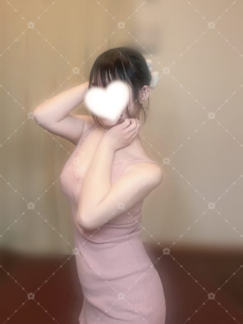 お久しぶりの投稿になってしまいました、、(>_<)💔💦

本日新横浜にいます🤍

またまた深夜にはなってしまいますが、お
