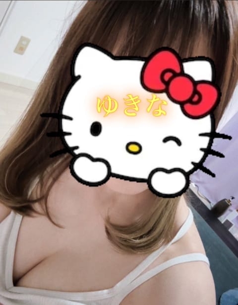出勤しました(๑˘︶˘๑)💗
お部屋暖かくしてお待ちしてます( ˶˘ ³˘)♡💋　
今日はどんなお兄さまに
会えるかな〜