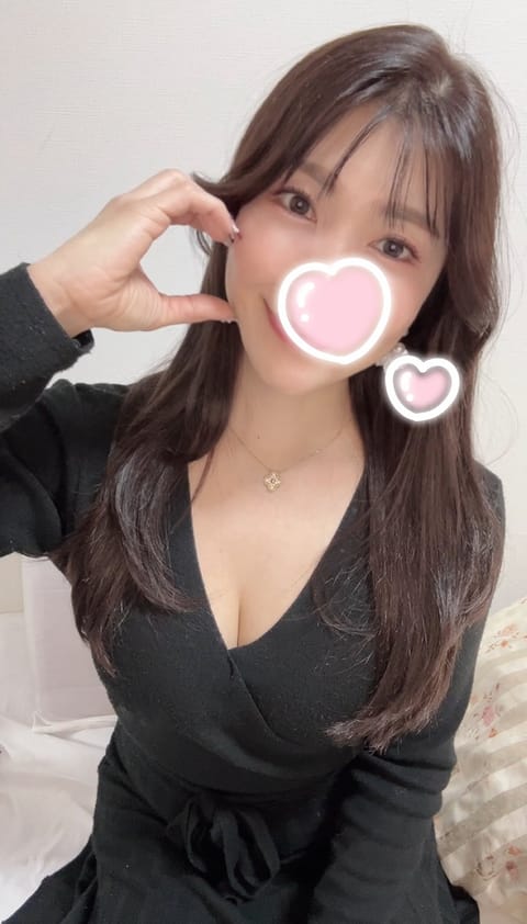 みなさん♡寒くなってきたけど風邪ひいてないかな?!

ギューってあたたまろうね🧡🌸
癒してあげる💕

11/19(水) 