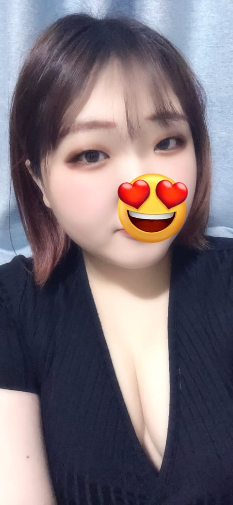 本日21時〜出勤します☁️⸝⋆
ましろに会いに来て欲しいな🥺
 #仙台メンズエステ #ぽっちゃり #ぽっちゃりmilk