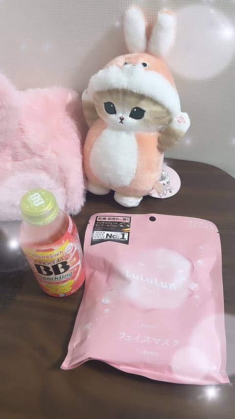 19時退勤しました~🐇
初日から🈵ありがとうございました✨
素敵なお兄様と楽しい時間を過ごせて嬉しかったです！差し入れも