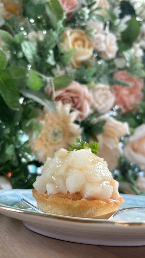 この前食べたタルトも美味しかった🍐
宮古島で出会った友達と会えたの幸せだったな〜🥰