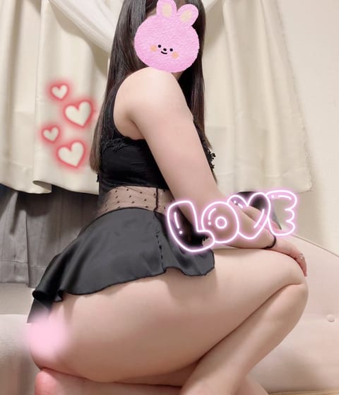 しゅっっっきん〜♥️

事前に出勤表あげるの忘れてた💦
やらかしちゃった😭😭😭
17時-27時まで出勤するから
ぜひぜひ