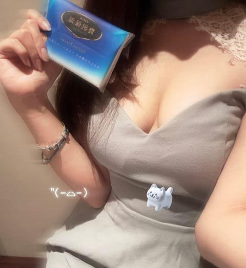 綾波ちゃん出勤してます(｡ŏ_ŏ)

22:00までご案内なので早めにご連絡お願いいたします♡♡♡
@mercuryhe