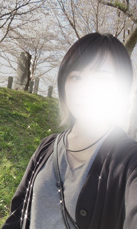 こんばんは🌃
だいぶ日が伸びて来ましたね😳18時なのにまだ空が明るいです！✨️

昨日も今日も本指様にご予約いただいてウ