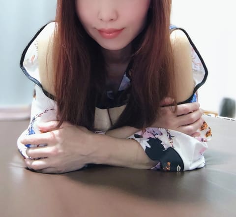 今晩は🌝今日はめちゃくちゃ風強かったですね💦💦
GW真っ只中、お出かけされる方結構いますね〜。。

〜シフト〜
6日（木