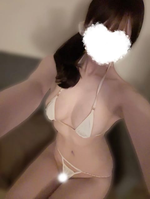 こんにちは🤍ゆあです🥞
お久しぶりの更新ですみません🥲

明日22日13-22で池袋にいます(｡ᵕᴗᵕ｡)💕

すこし久