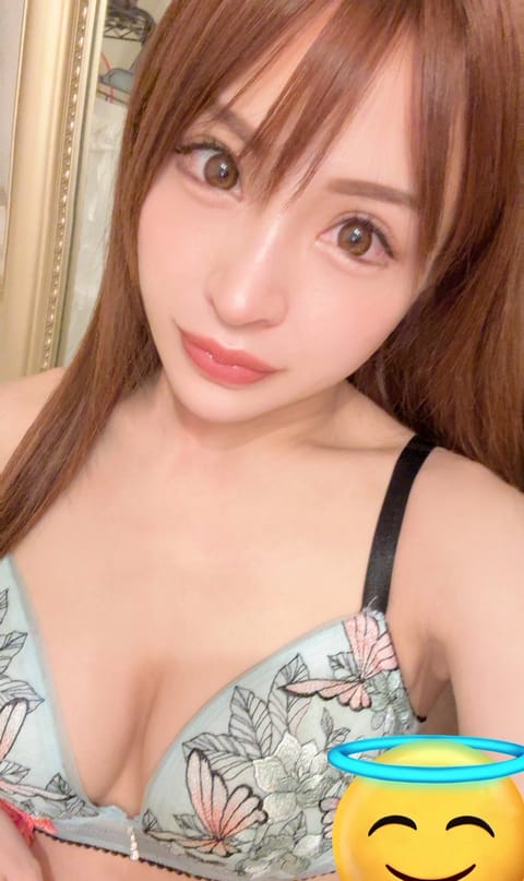 年内最後の出勤です🔔
大晦日はお休みだけど元旦からまたいつも通り出勤なのであまり年末年始感ないですが…笑

この時間まで