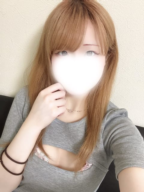 おはようございますももせです🍑
15:00〜27:00までいます🫶🏻

水曜日まんなか、おつかれ癒しにきてくれたらうれし