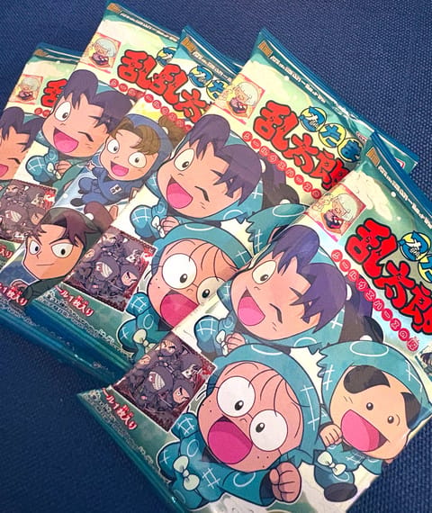 セブンで忍たま乱太郎のシールを発見しました♡🫠

平成生まれには刺さり過ぎる🥹

ヘムヘムと学園長引きたい…！