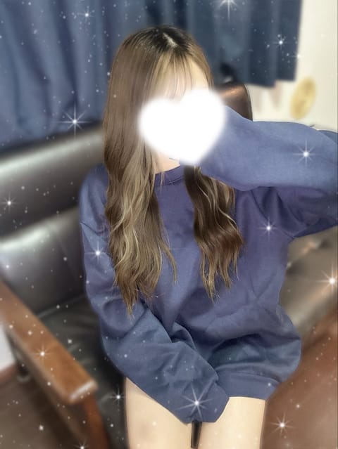 .
お久しぶりです🙂‍↕️✨

国分寺ルーム出勤してます！

今すぐのご案内🉑です！
お時間あるお兄様お誘いお待ちしてま