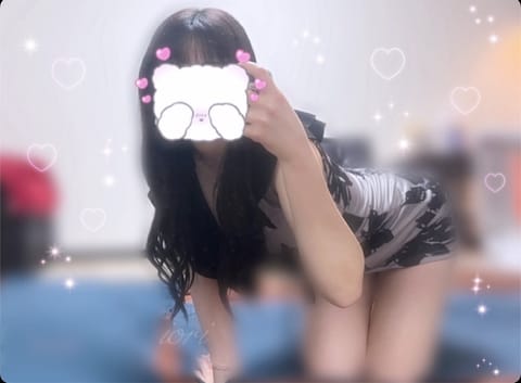 今日もスタイル褒めてもらえてうれしい…🥺🤍
最近ちょこっと意識してるから、そう言ってもらえるとやる気出ちゃう^> ·̫ 