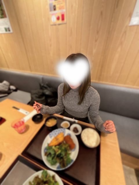 あけましておめでとうございます🎍🌅

皆様が健康で過ごせますように🙂‍↕️