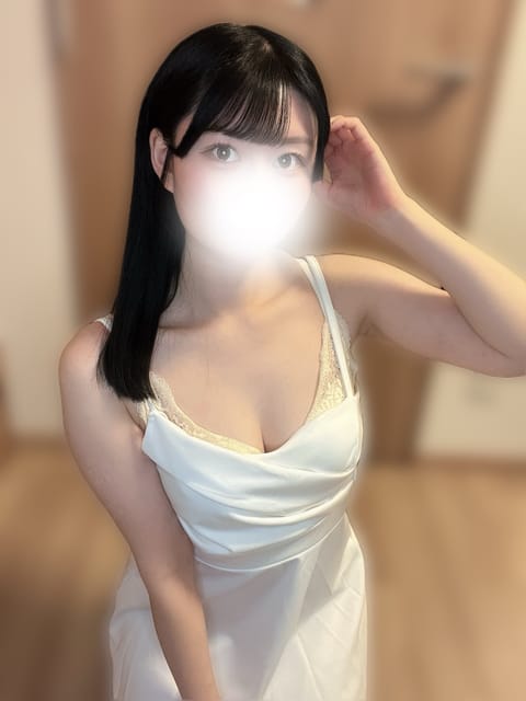 出勤したよ〜！
お天気良すぎる！！暑いくらい☀️
夏が近付いてきたね〜〜🏖
GWも終わりに向かってきたのでぜひ癒されにき