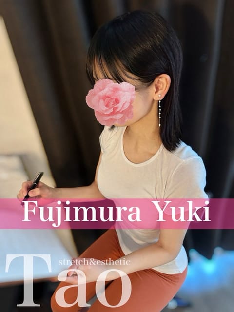 おはようございます🩵
本日は高円寺店🐏13時〜22時まで

タイ古式とアロマエステで癒されませんか？
大好評チネイザン