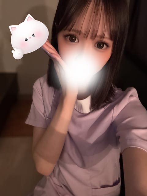 お久しぶりです🥲🥲
忘れられてるかもーー！（笑）

23:00〜5:00で出勤します🫡
明日もいるけどぜひぜひお待ちして