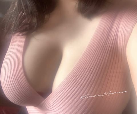 こんにちは♡

12:00-19:30まで
出勤してます^        ^ 

本日も事前ご予約してくれたお兄様
あり