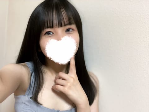 本日より3日間、ロイヤルクラス高崎店にてお世話になる〈すずか〉です🤍
群馬県は初めて来ました🍇

既にご予約頂いたお兄様