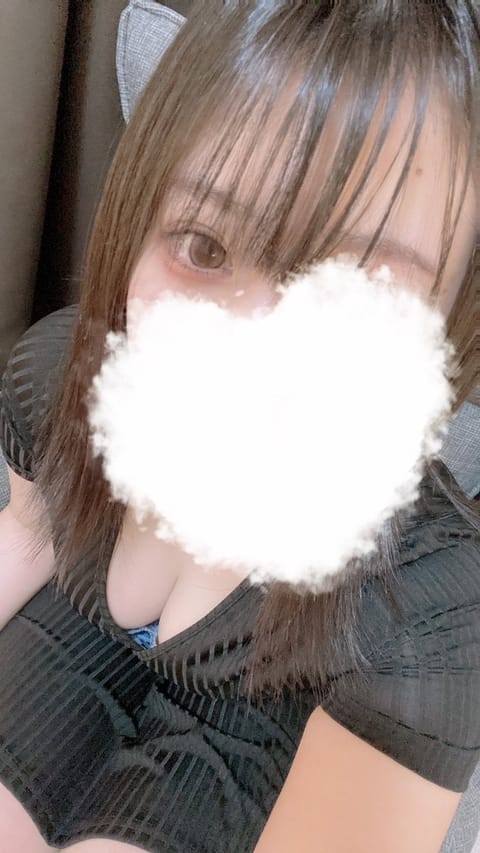 空いてます₍ᐢ‥ᐢ₎ ♡
最近写真片目だけ出すようにしてみたよー🌷🌷
#メンズエステ #メンエス仙台